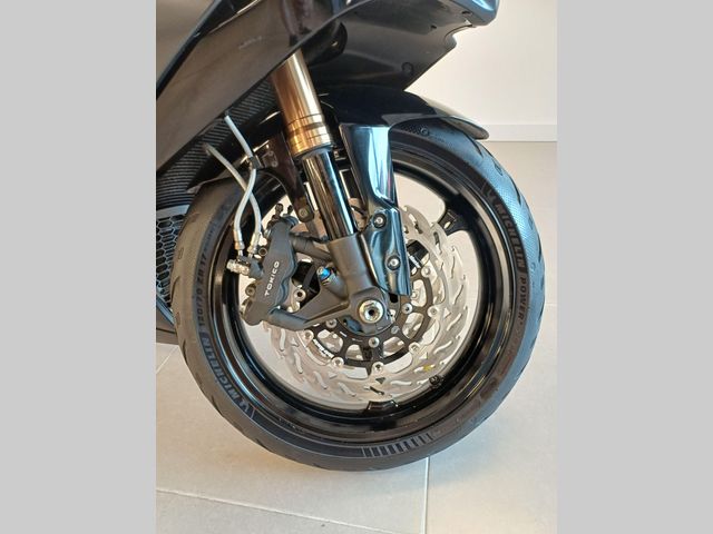 suzuki - gsx-r-1000
