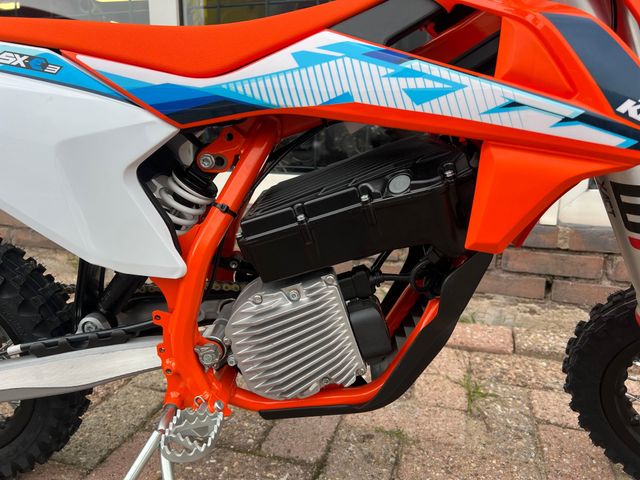 ktm - sx-e3