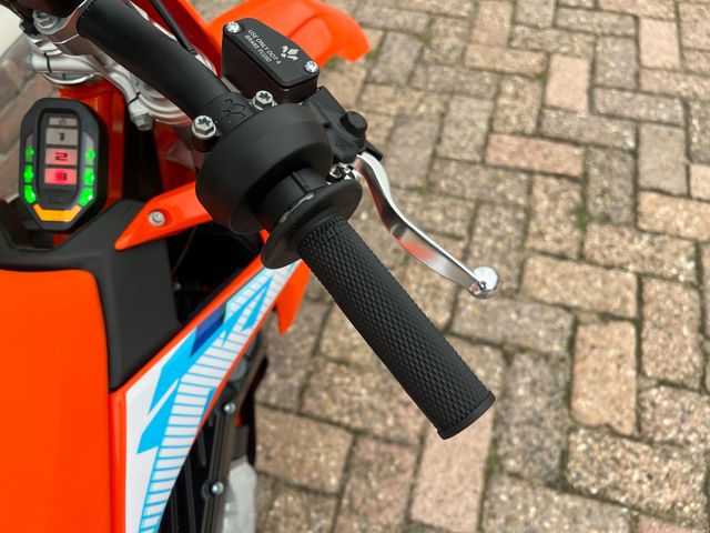 ktm - sx-e3