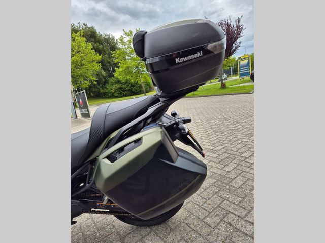 kawasaki - versys-650-grand-tourer