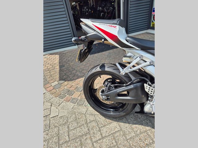 honda - cbr-600-rr