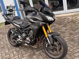 YAMAHA TRACER 900