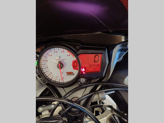 suzuki - gsx-r-750