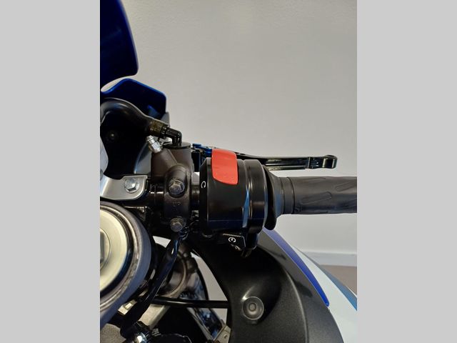 suzuki - gsx-r-750