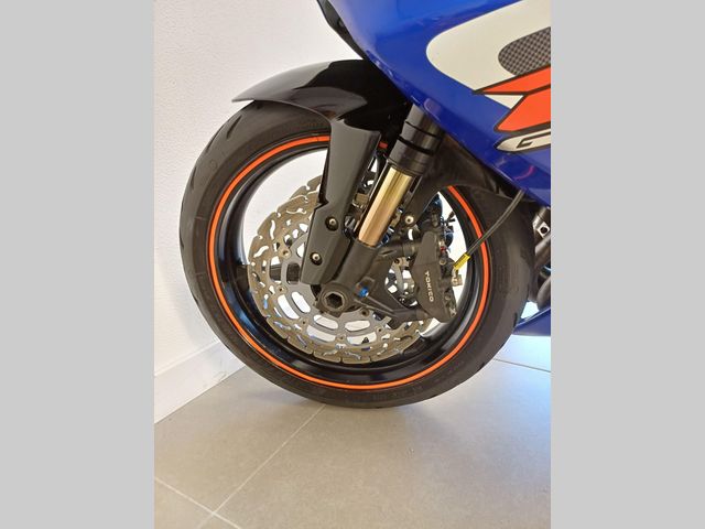 suzuki - gsx-r-750