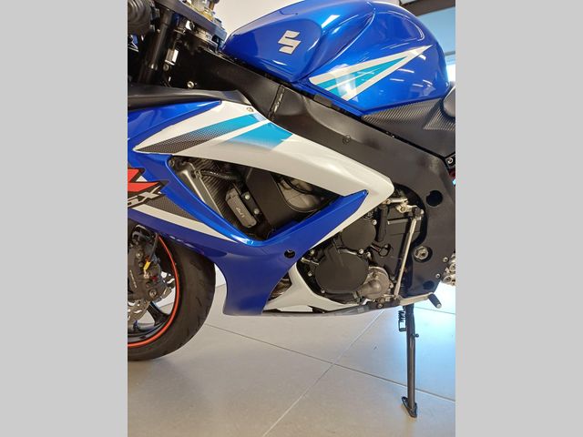 suzuki - gsx-r-750