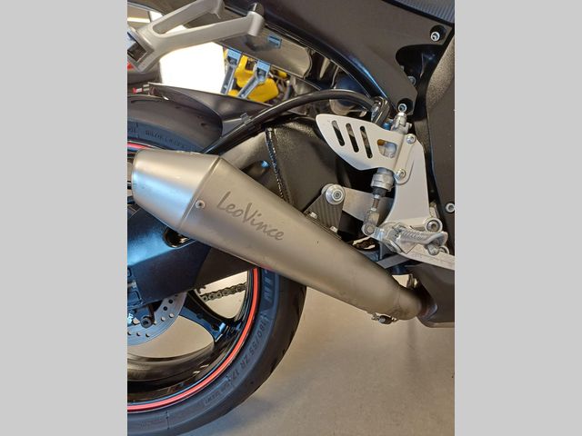 suzuki - gsx-r-750
