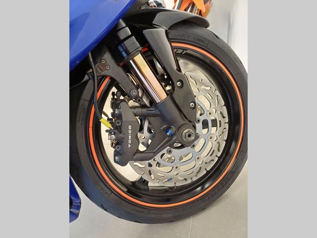 suzuki - gsx-r-750