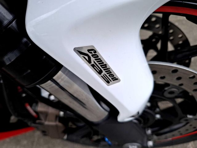 honda - cbr-1000-rr-fireblade-c-abs