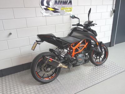 KTM 390 DUKE – foto 3