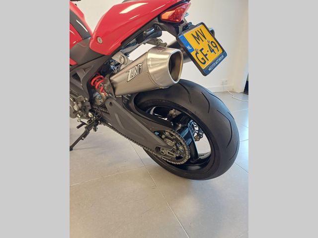 ducati - monster-696