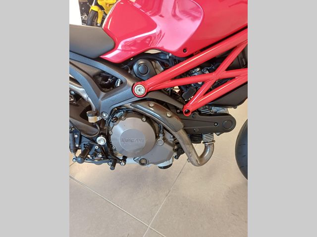 ducati - monster-696