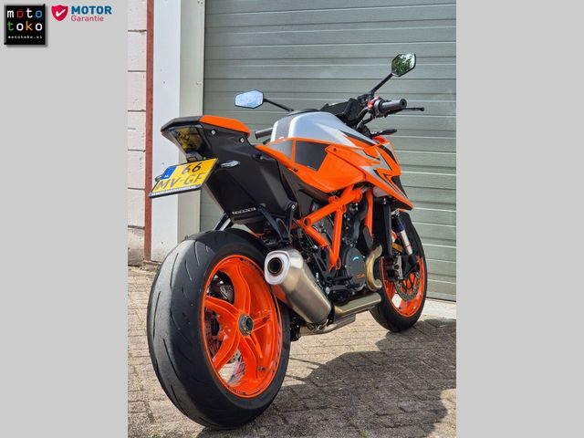 ktm - 1290-super-duke-r-evo