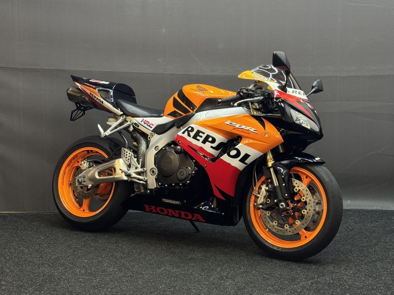 Honda CBR 1000 RR Fireblade 2007 occasion