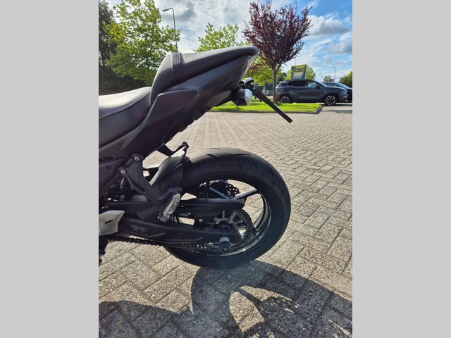 kawasaki - z650