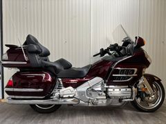 HONDA GL 1800 GOLDWING