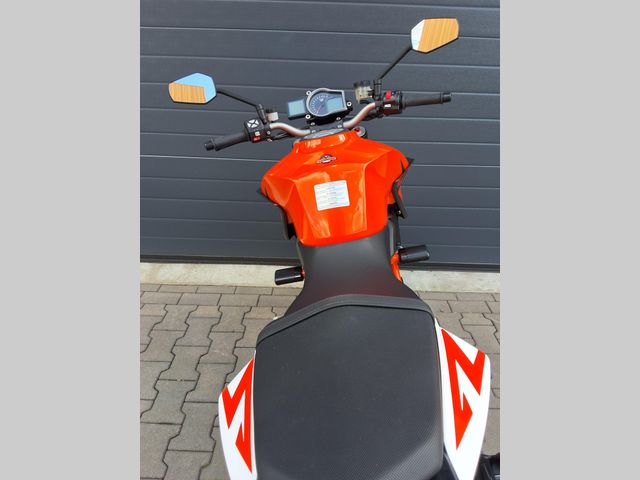 ktm - 1290-super-duke-r