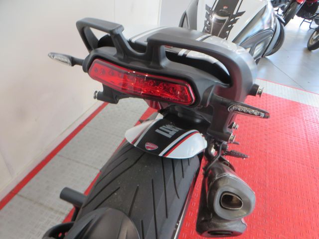 ducati - diavel-carbon