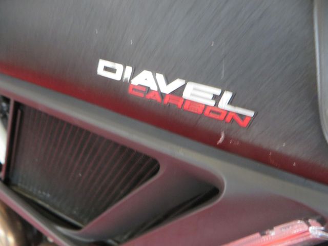ducati - diavel-carbon