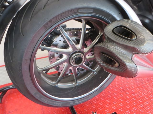 ducati - diavel-carbon