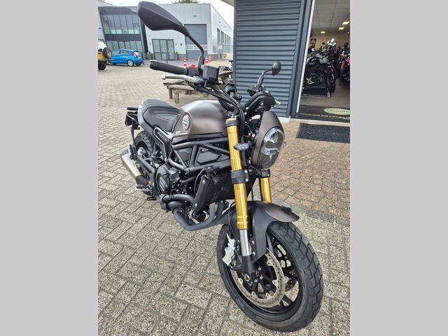 benelli - leoncino-800
