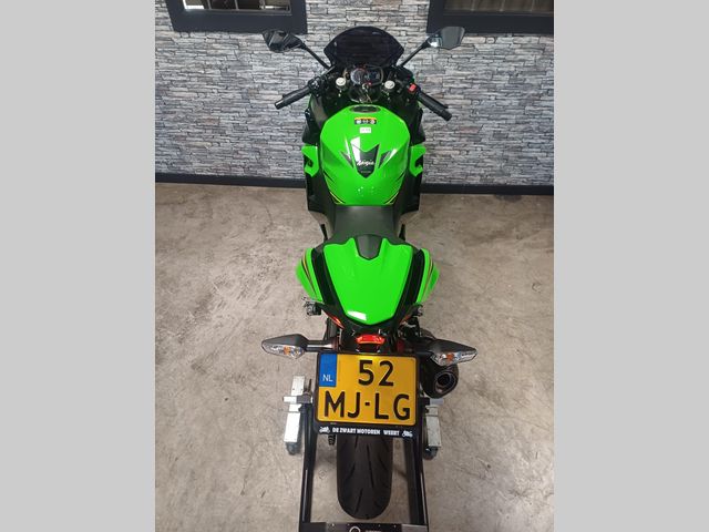 kawasaki - ninja-400-krt-edition