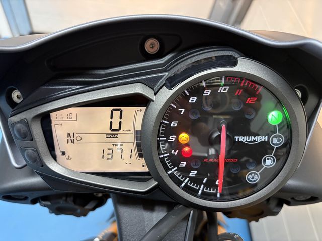 triumph - speed-triple-r