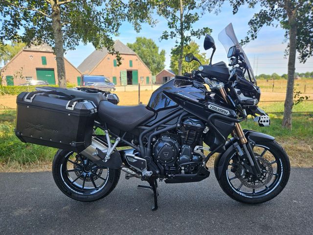 triumph - tiger-explorer