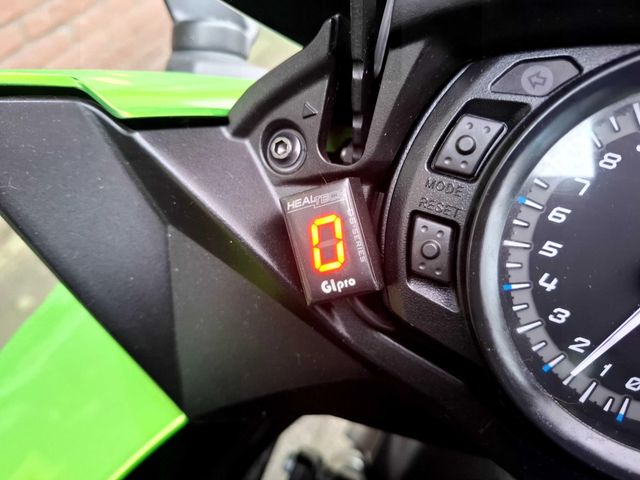 kawasaki - z-1000-sx-abs