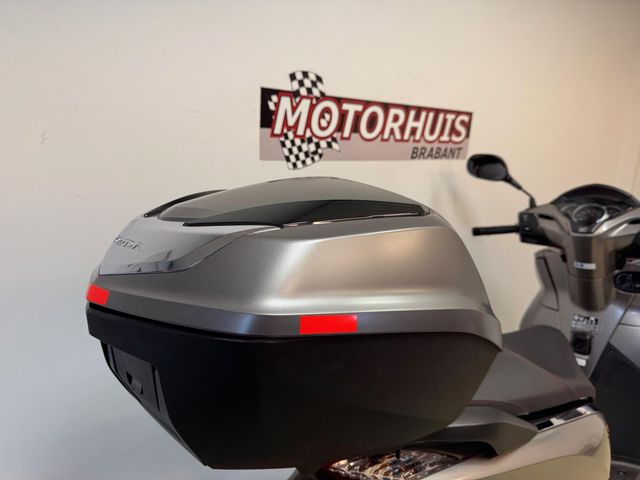 honda - sh-300i---abs