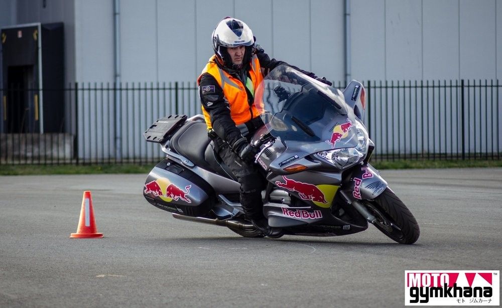 Ervaar een dag Moto Gymkhana!