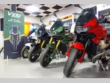 V100 Mandello: Alle kleurstellingen uit voorraad leverbaar!